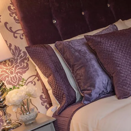 Town Square Townhouse - Location In Galway